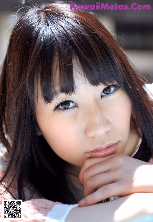Reina Kiriyama - Neona Latina Girlfrend